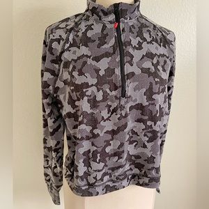 Spyder Active Camo Top Quarter Zip Long Sleeves Black Gray Size XL